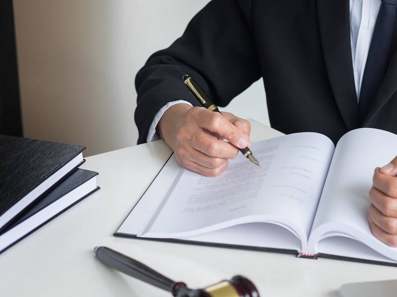 上海遗产继承律师解析车辆遗产继承过户的复杂流程与关键要点