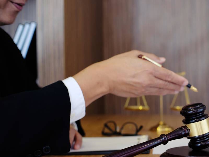 立遗嘱人能否处置抚恤金：上海遗产律师视角下的法律剖析